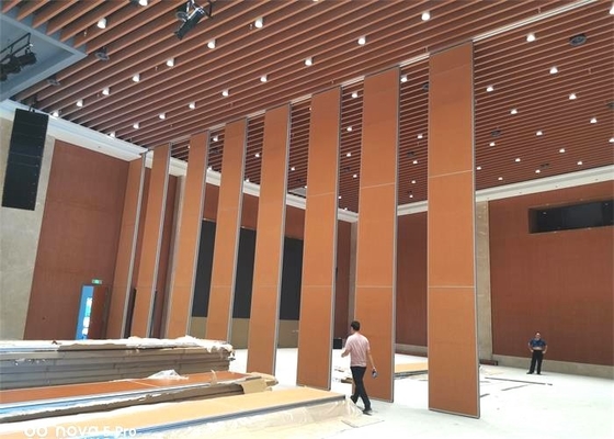 Aluminium die Binnenlandse Decoratieve Opereerbaar van de Verdelingsmuur met 100mm Comité Dikte glijden