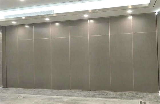 De akoestische Houten Vouwende Gemakkelijke Installatie van de Verdelingsmuur voor Vergaderzaal