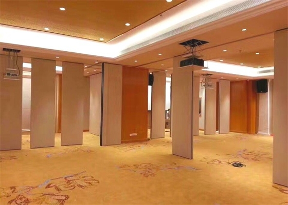Opvouwbare deur universele hangend wiel spoor hotel scheidingsscherm schuifdeur