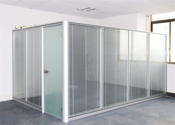 Van het Glasmuren van de bureauverdeling de Hoogte Moderne Zaal Halve Verdeler